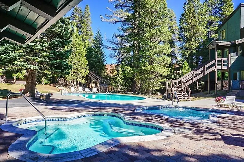 St Anton Wooded View 2-Bedroom Condos With Ski Lockers Mammoth Lakes