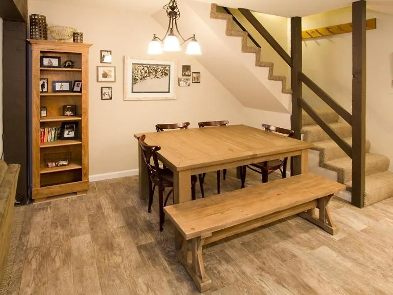 St Anton Wooded View 2-Bedroom Condos With Ski Lockers Mammoth Lakes