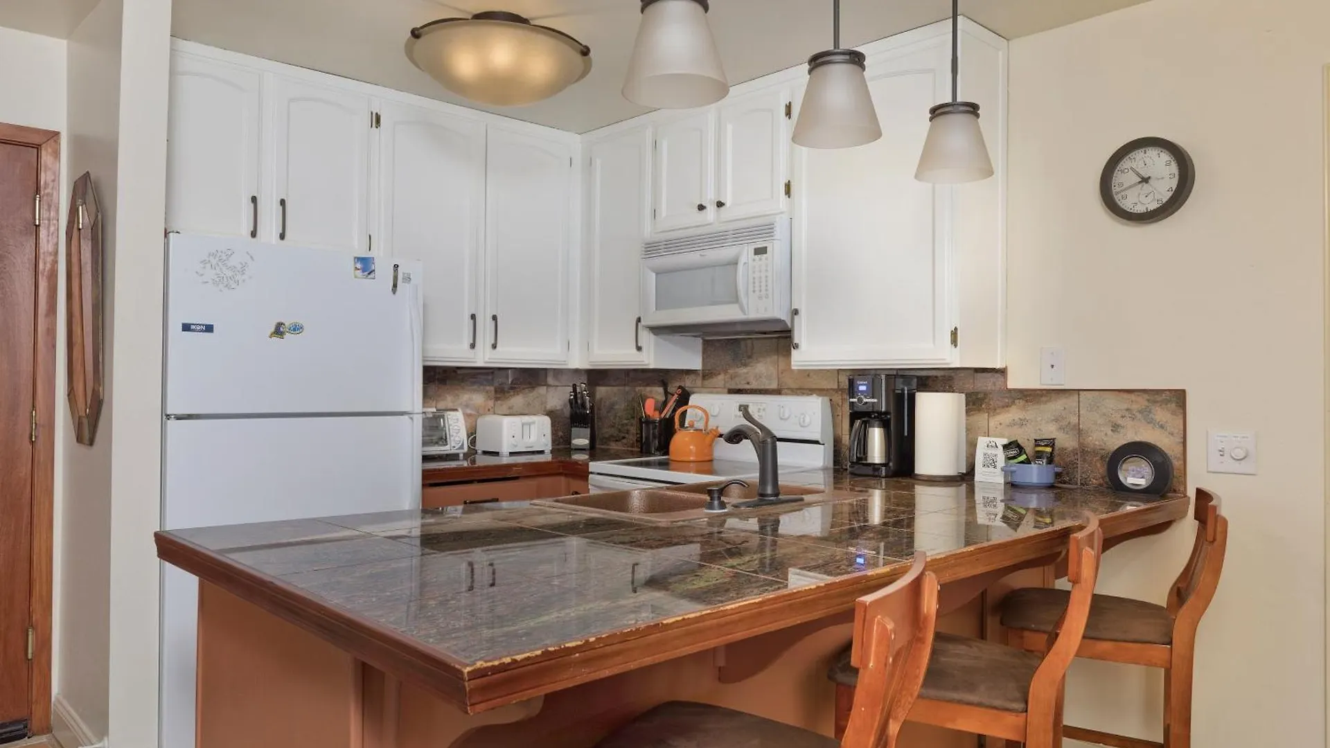 St Anton Wooded View 2-Bedroom Condos With Ski Lockers Mammoth Lakes